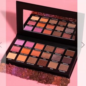 KAB Day + Night Pallete